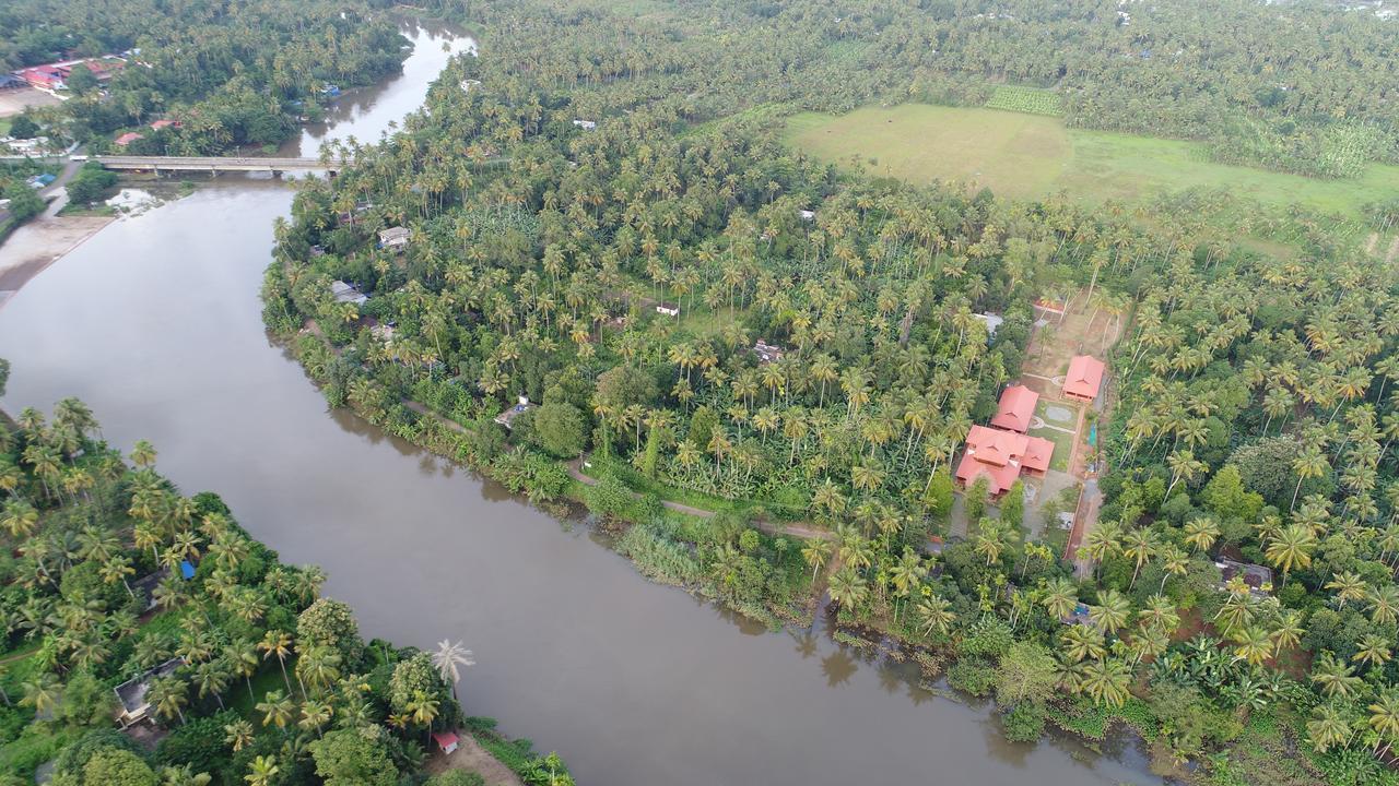 Neelambari Resorts Urakam ภายนอก รูปภาพ