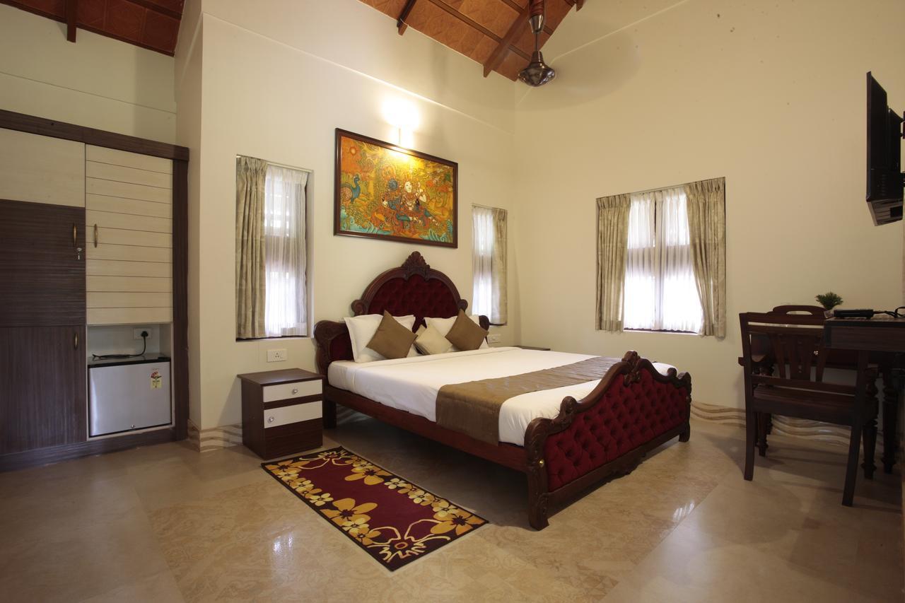 Neelambari Resorts Urakam ภายนอก รูปภาพ